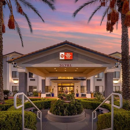 Best Western Plus Lake Elsinore Inn & Suites Luaran gambar