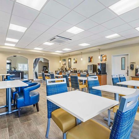 Best Western Plus Lake Elsinore Inn & Suites Luaran gambar