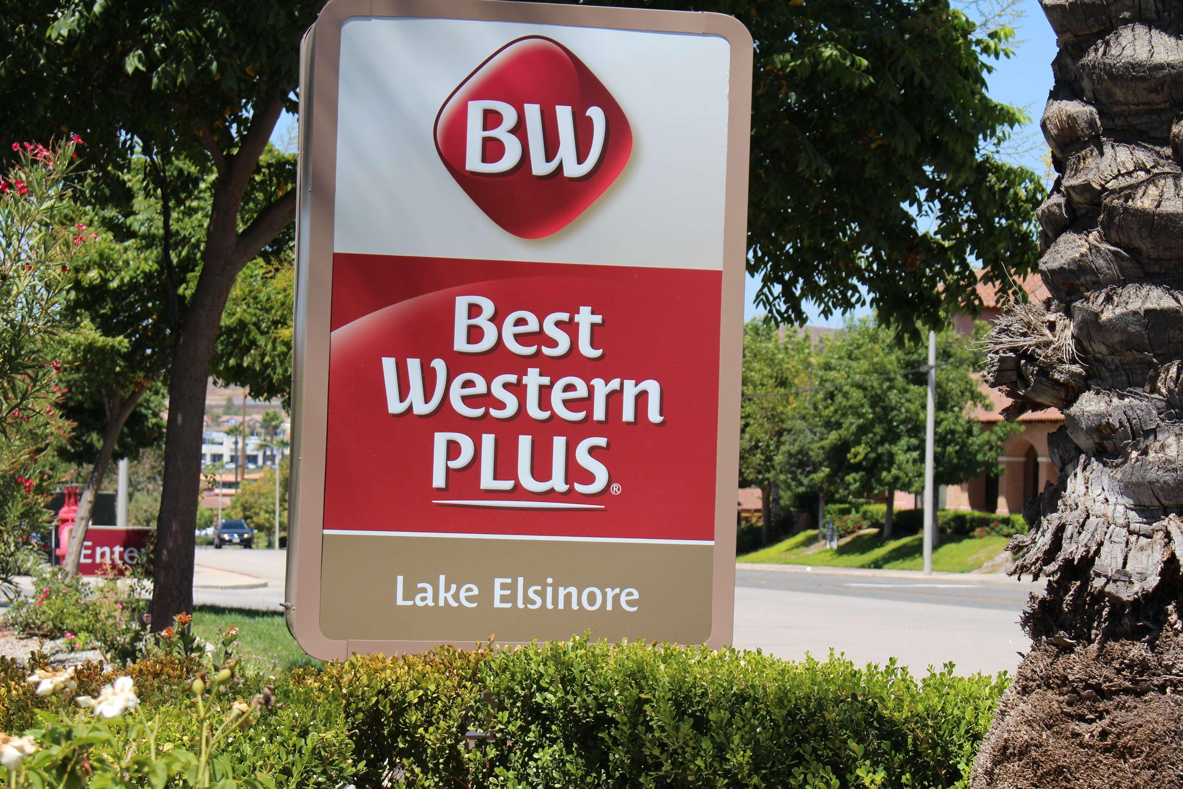 Best Western Plus Lake Elsinore Inn & Suites Luaran gambar