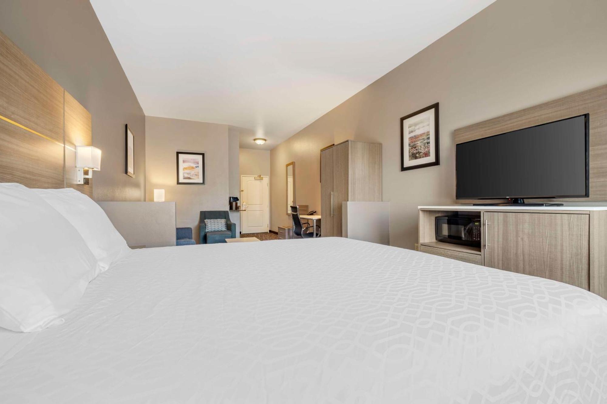 Best Western Plus Lake Elsinore Inn & Suites Luaran gambar