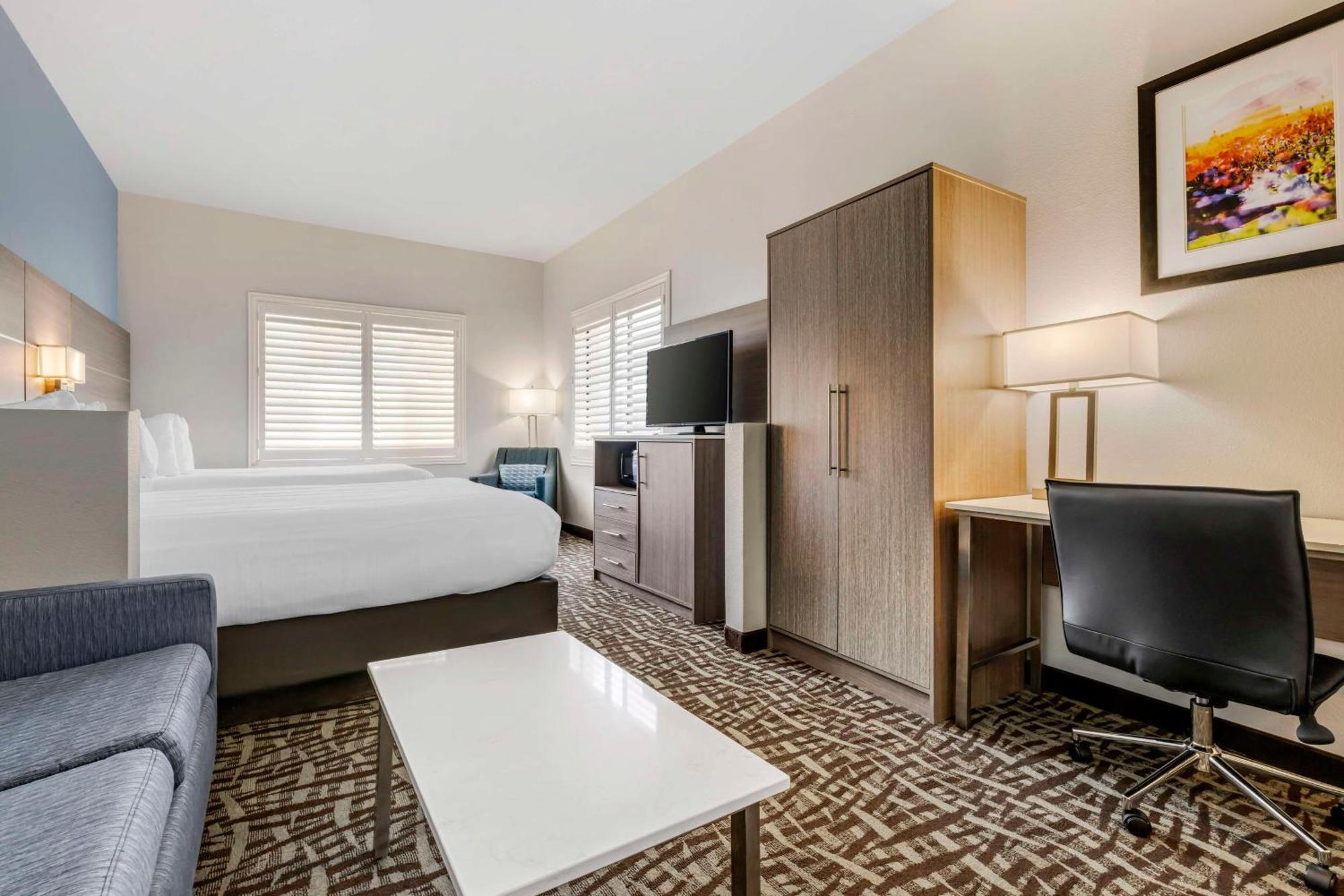 Best Western Plus Lake Elsinore Inn & Suites Luaran gambar
