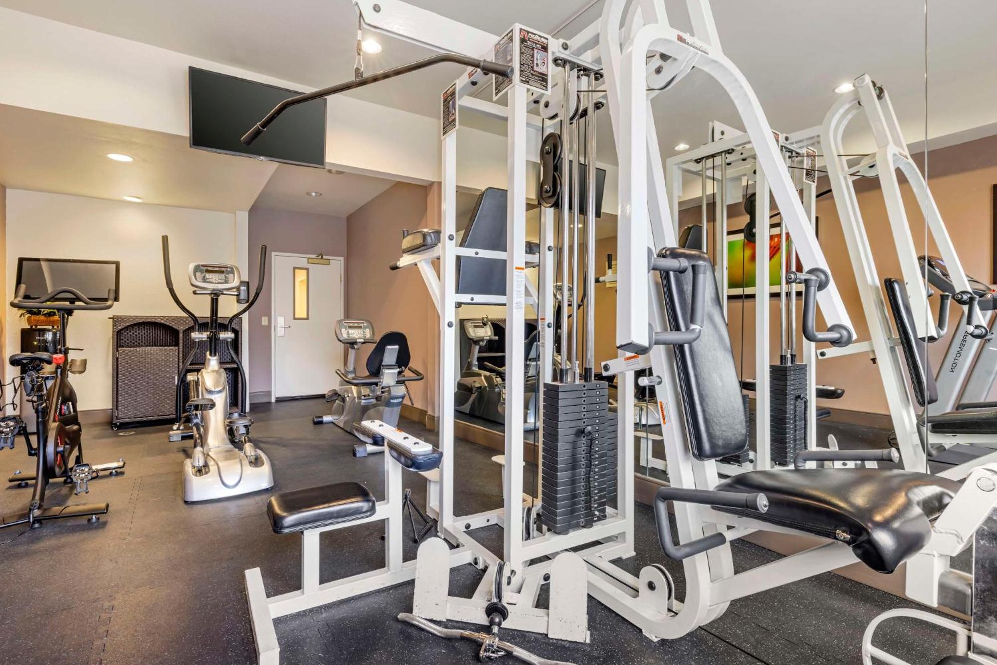 Best Western Plus Lake Elsinore Inn & Suites Luaran gambar