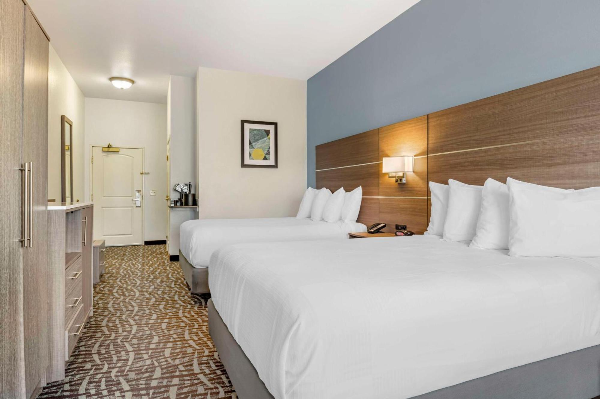 Best Western Plus Lake Elsinore Inn & Suites Luaran gambar