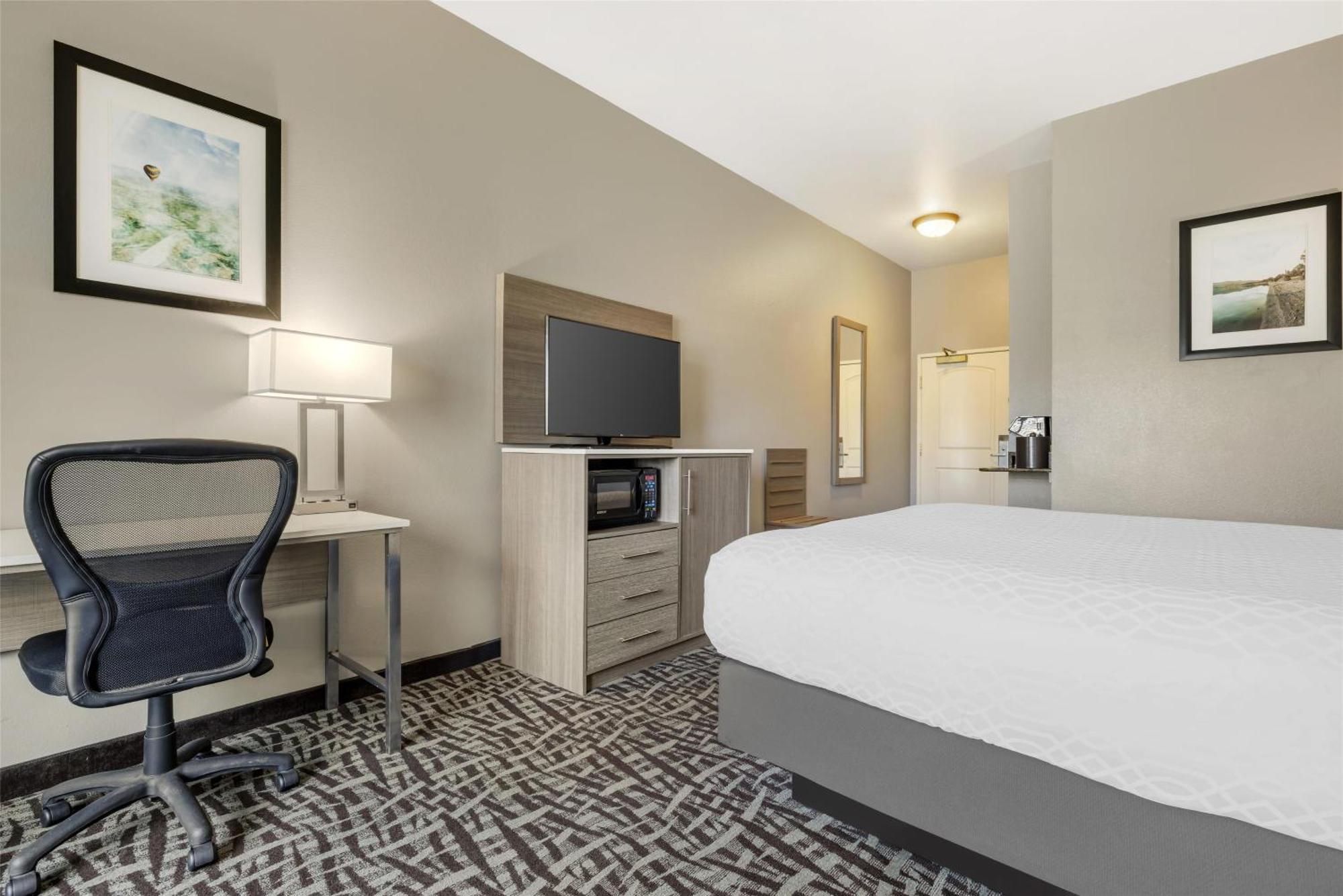 Best Western Plus Lake Elsinore Inn & Suites Luaran gambar
